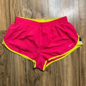 Nike Dri-Fit Athletic Pink Yellow Shorts Women’s Size Medium